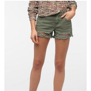 BDG Mid Rise Freja Vintage Fit Shorts
